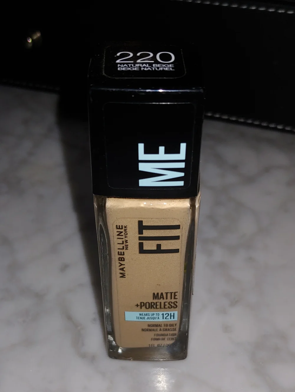 NWT Maybelline Fit Me Matte + Poreless Foundation - Natural Beige Shade 220